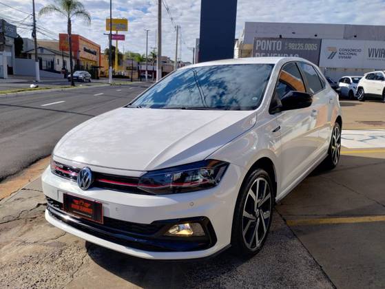 VOLKSWAGEN POLO 1.4 250 TSI GTS AUTOMÁTICO VOLKSWAGEN POLO 1.4 250 TSI GTS AUTOMÁTICO